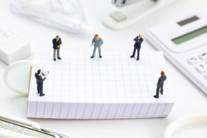 「勤怠管理」と「シフト管理」の違いは？活用するツールも違うの？